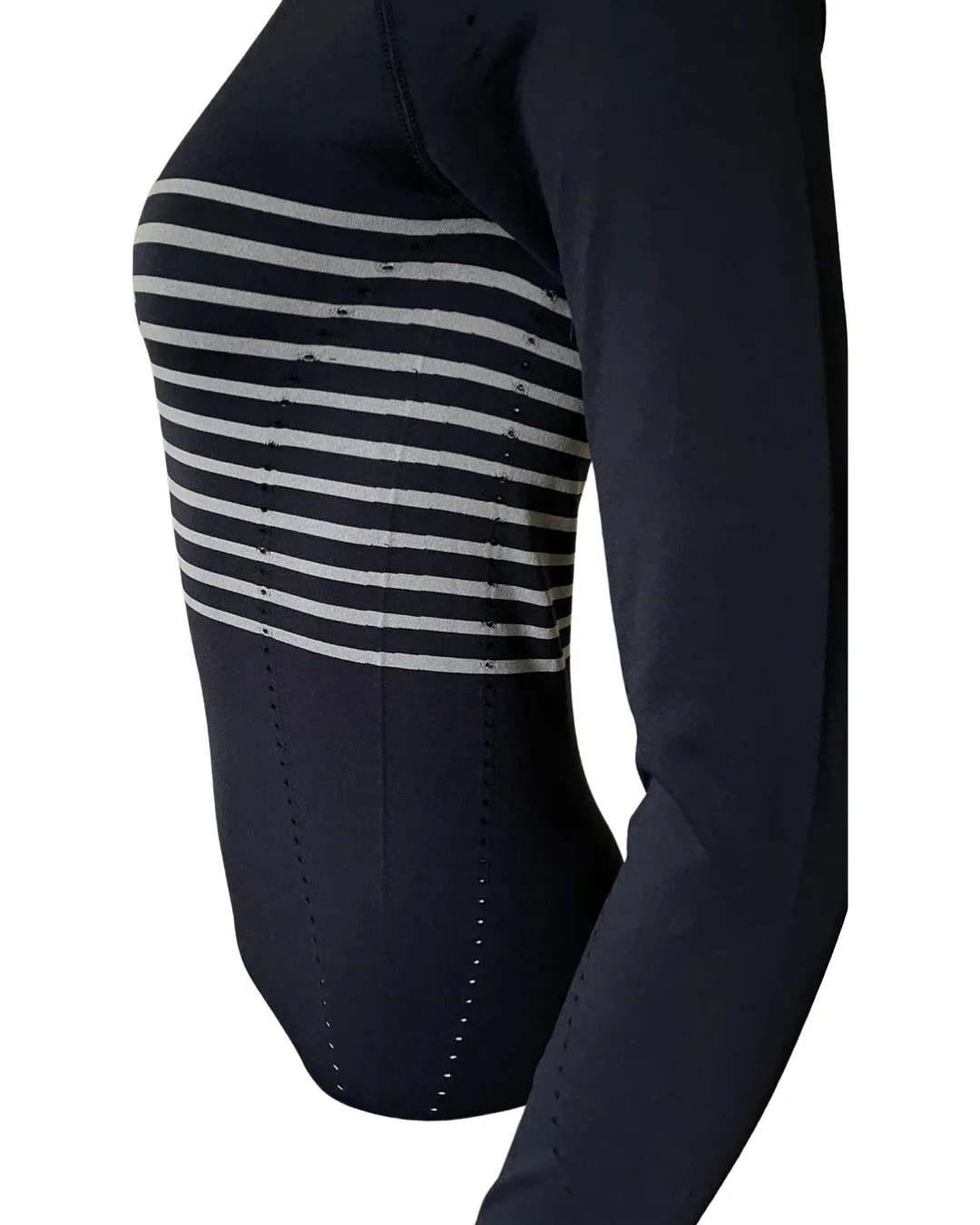 70° Signature Seamless Long Sleeve Tee in Navy Blue   Soft White Stripe