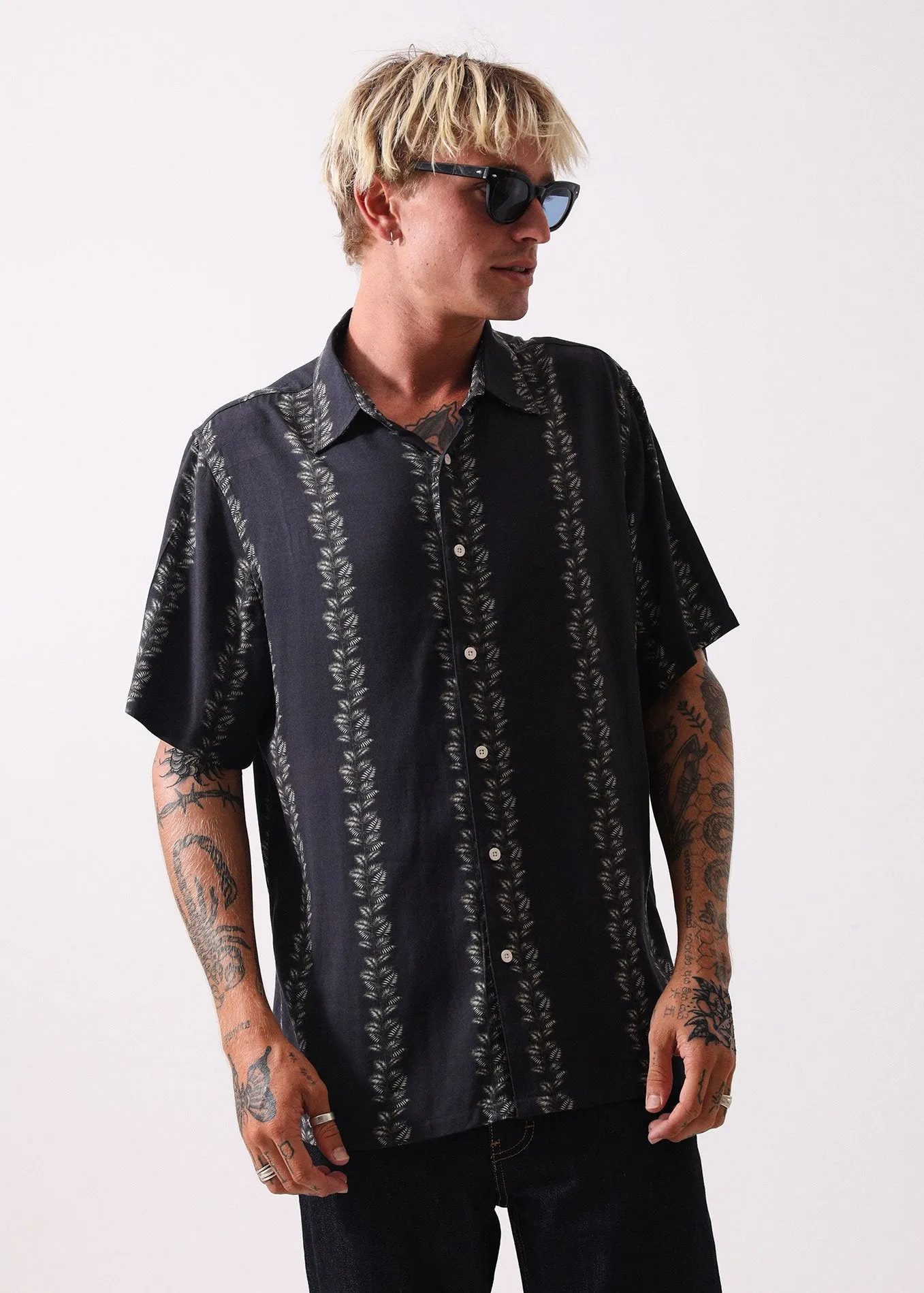 Afends Mens Palm Valley - Short Sleeve Shirt