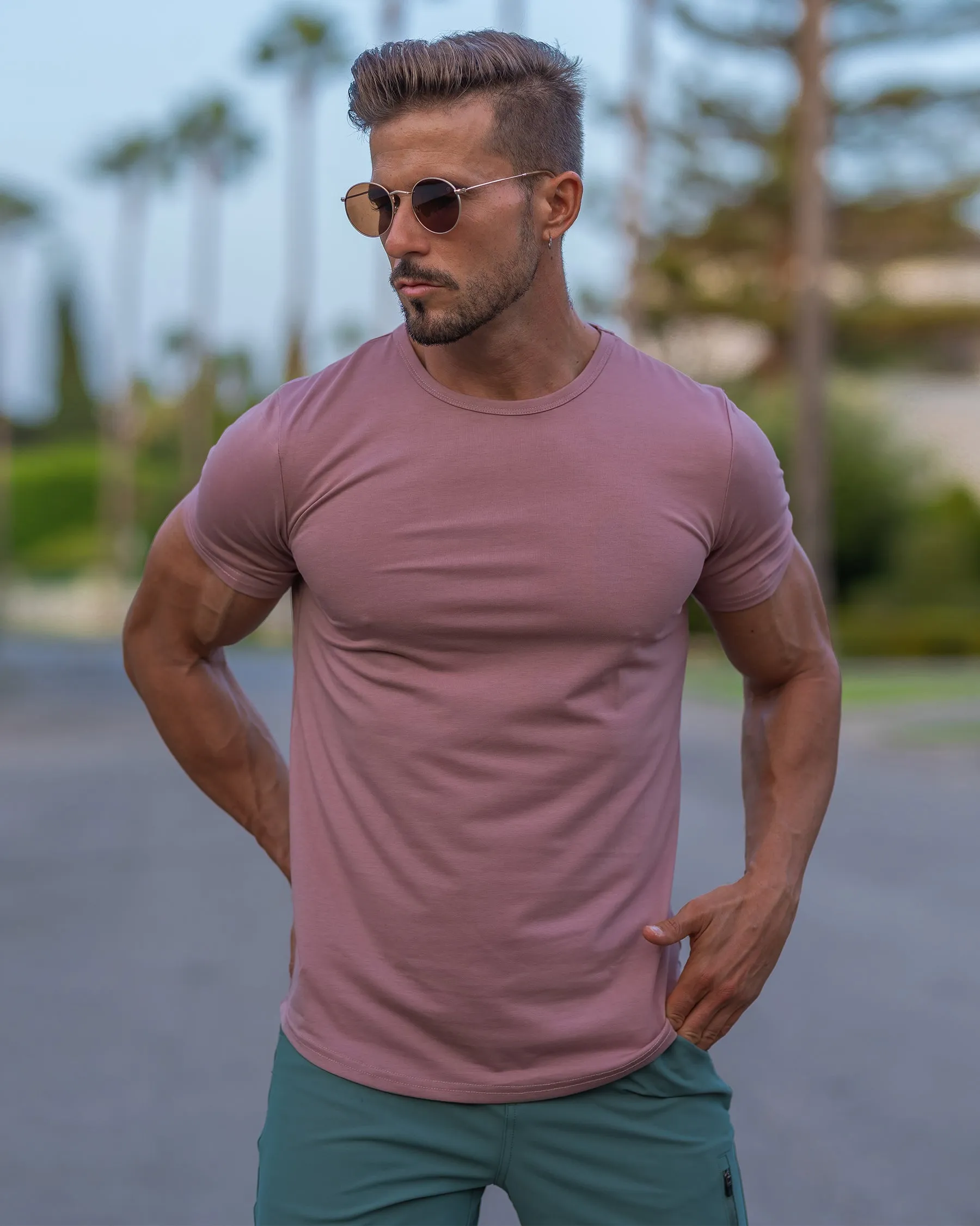 All Day Elite Curve-Hem Tee Short Sleeve New