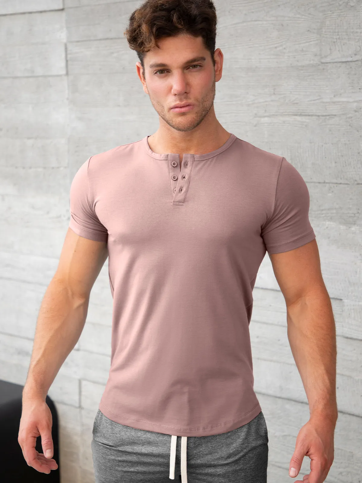 All Day Elite Henley Curve-Hem Stretch Short Sleeve