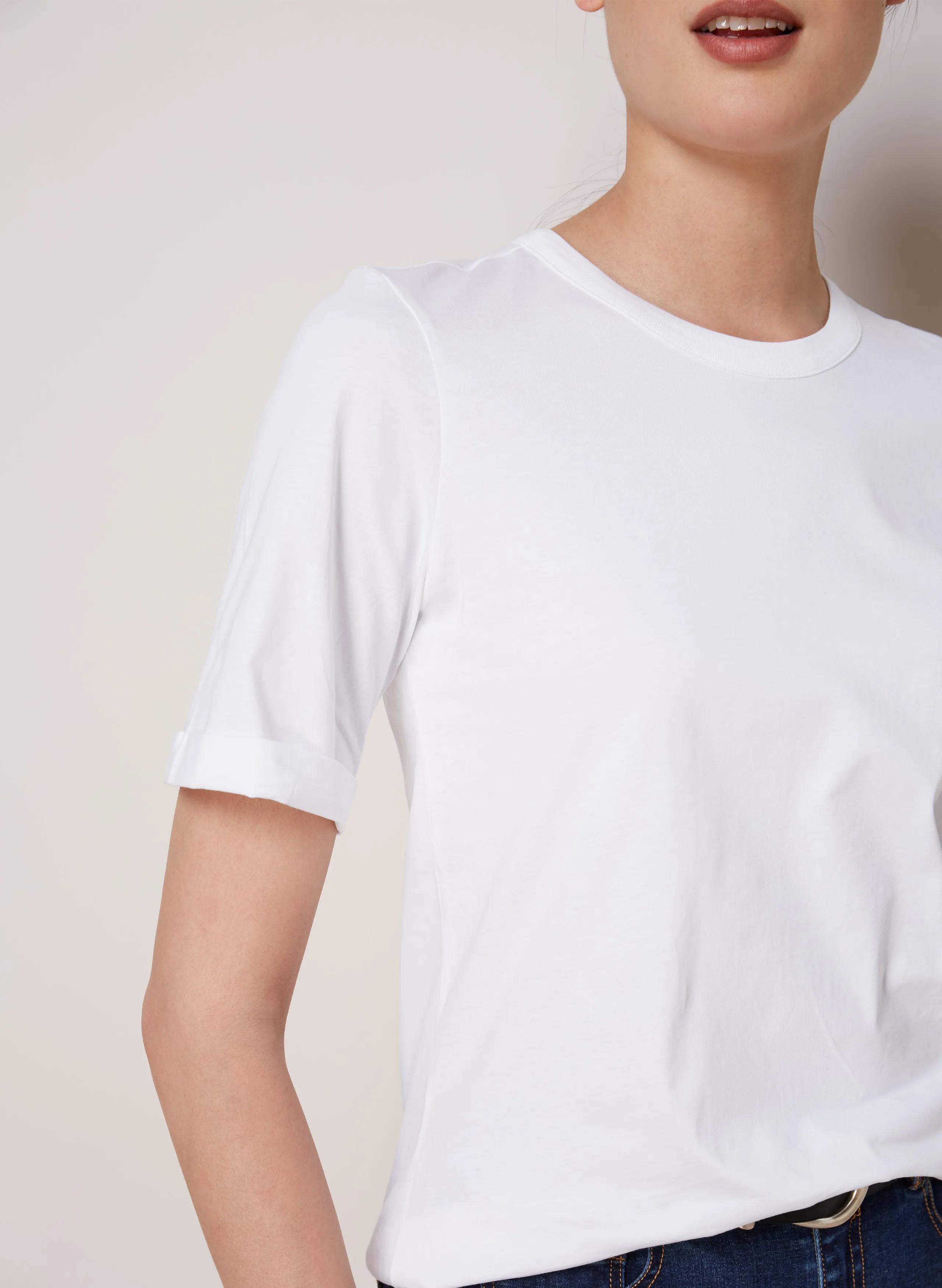 Baukjen Roll Cuff Tee