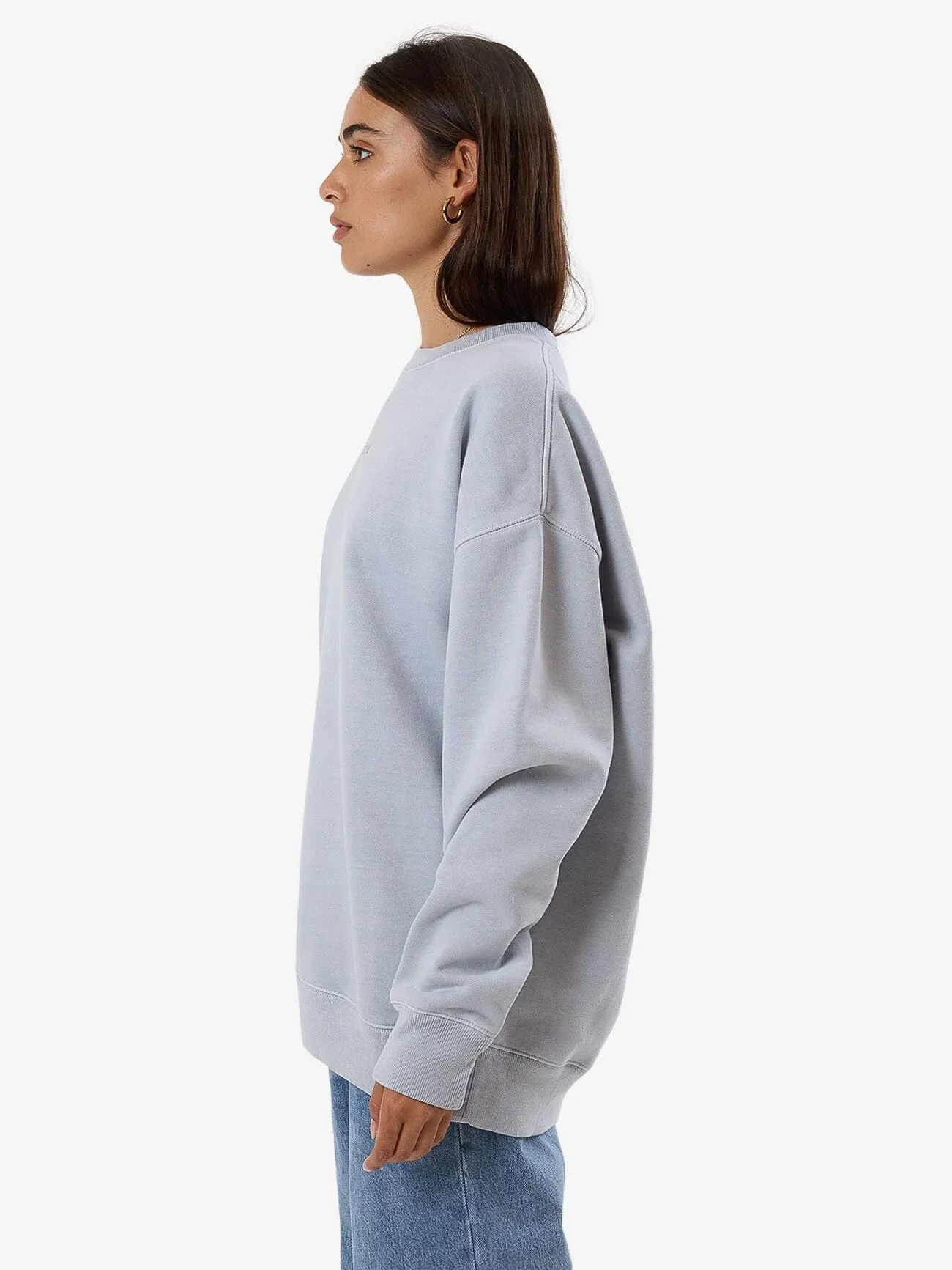 Minimal Thrills Slouch Crew - Iceberg