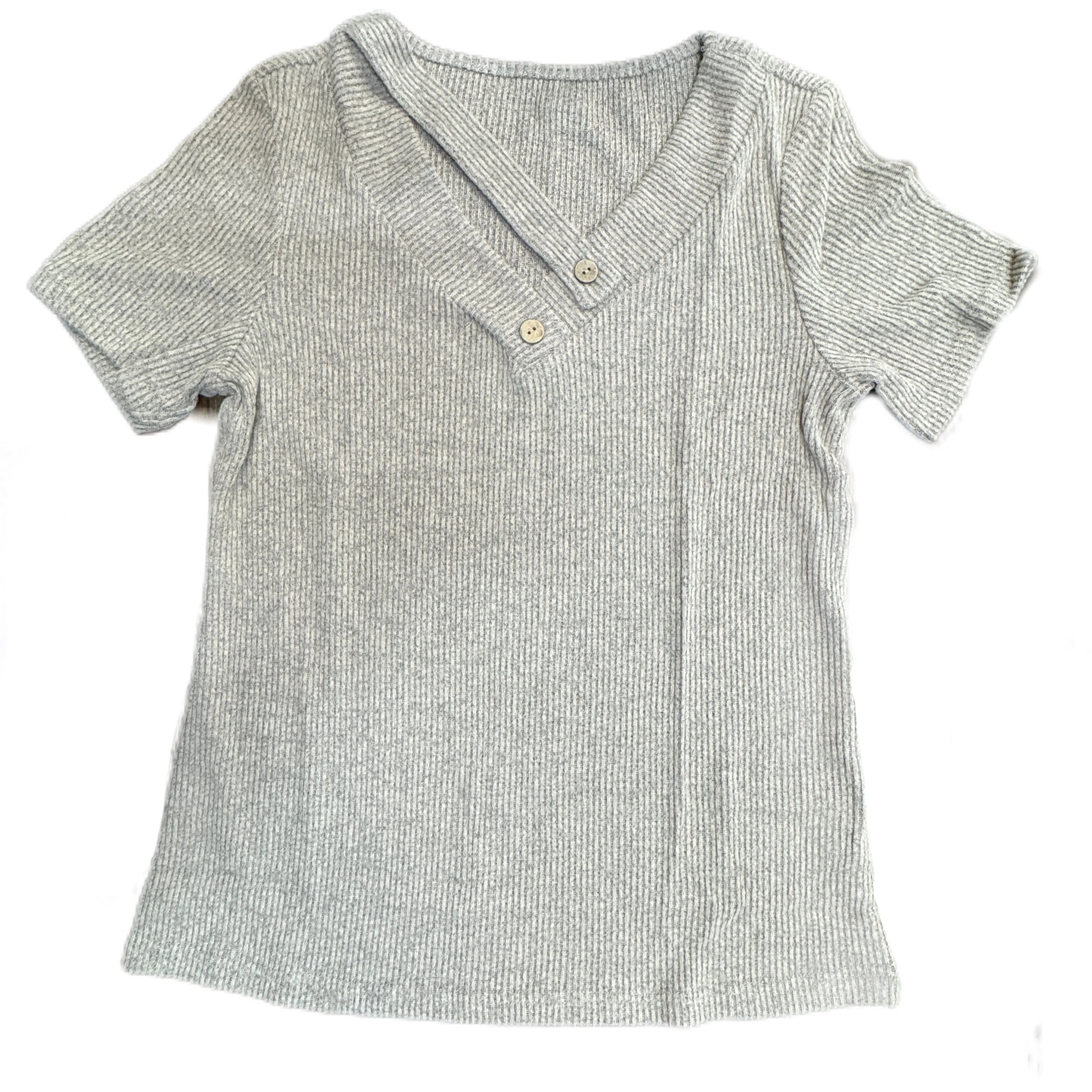 Ribbed Buttoned Tee