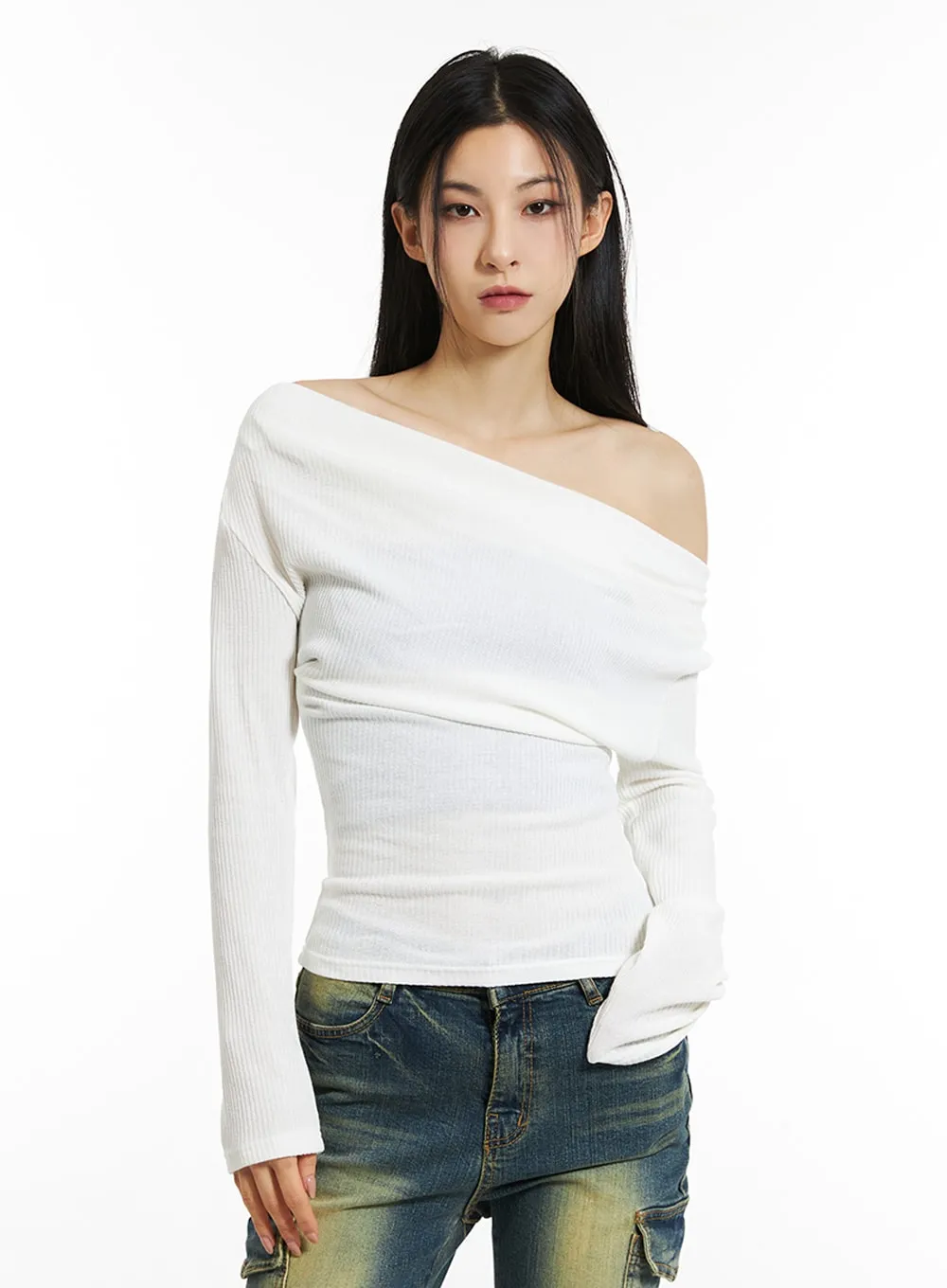 Wide Neck Off-Shoulder Tee IN308