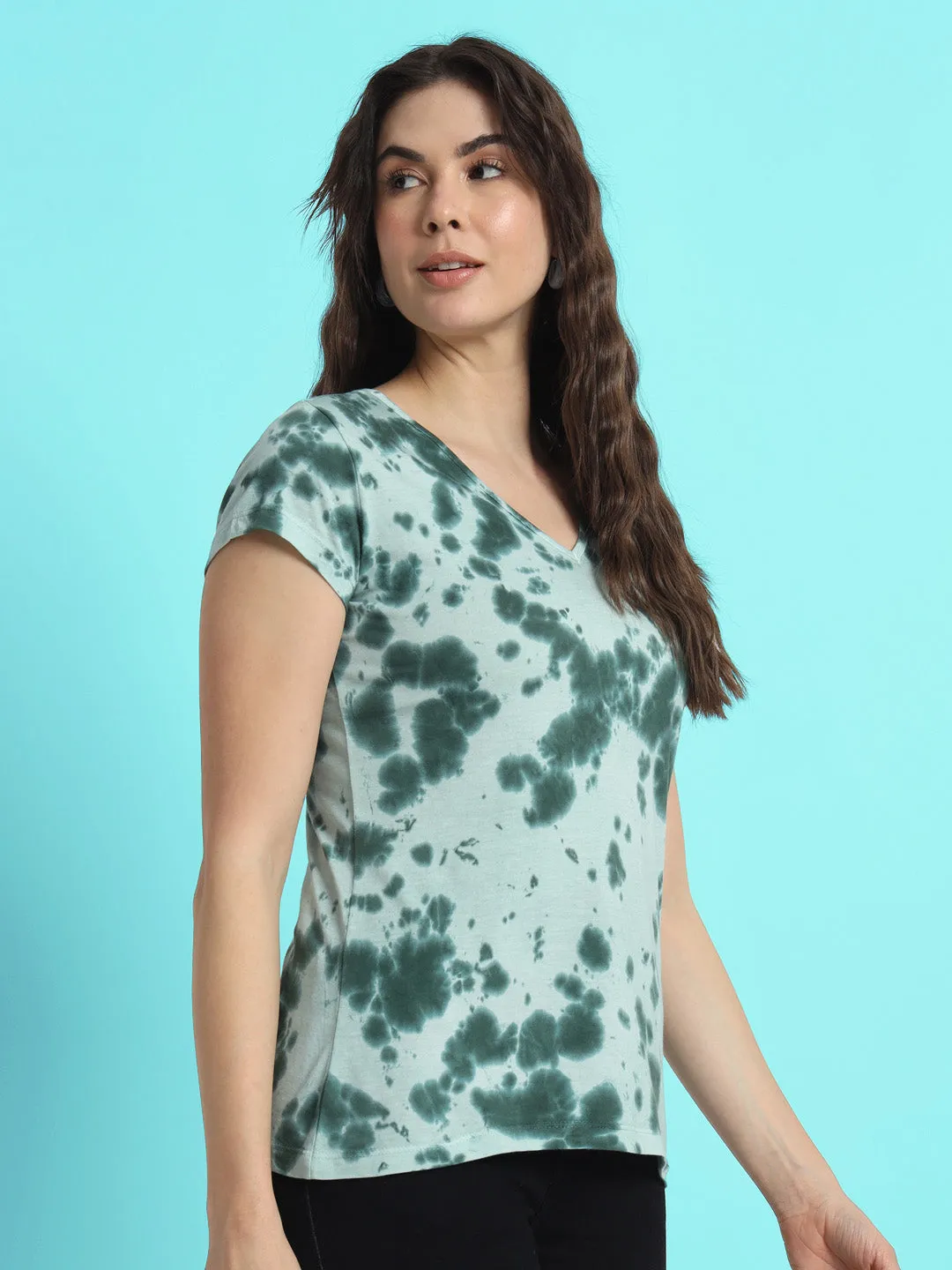 Women Green Tie and Dyed V-Neck T-shirt